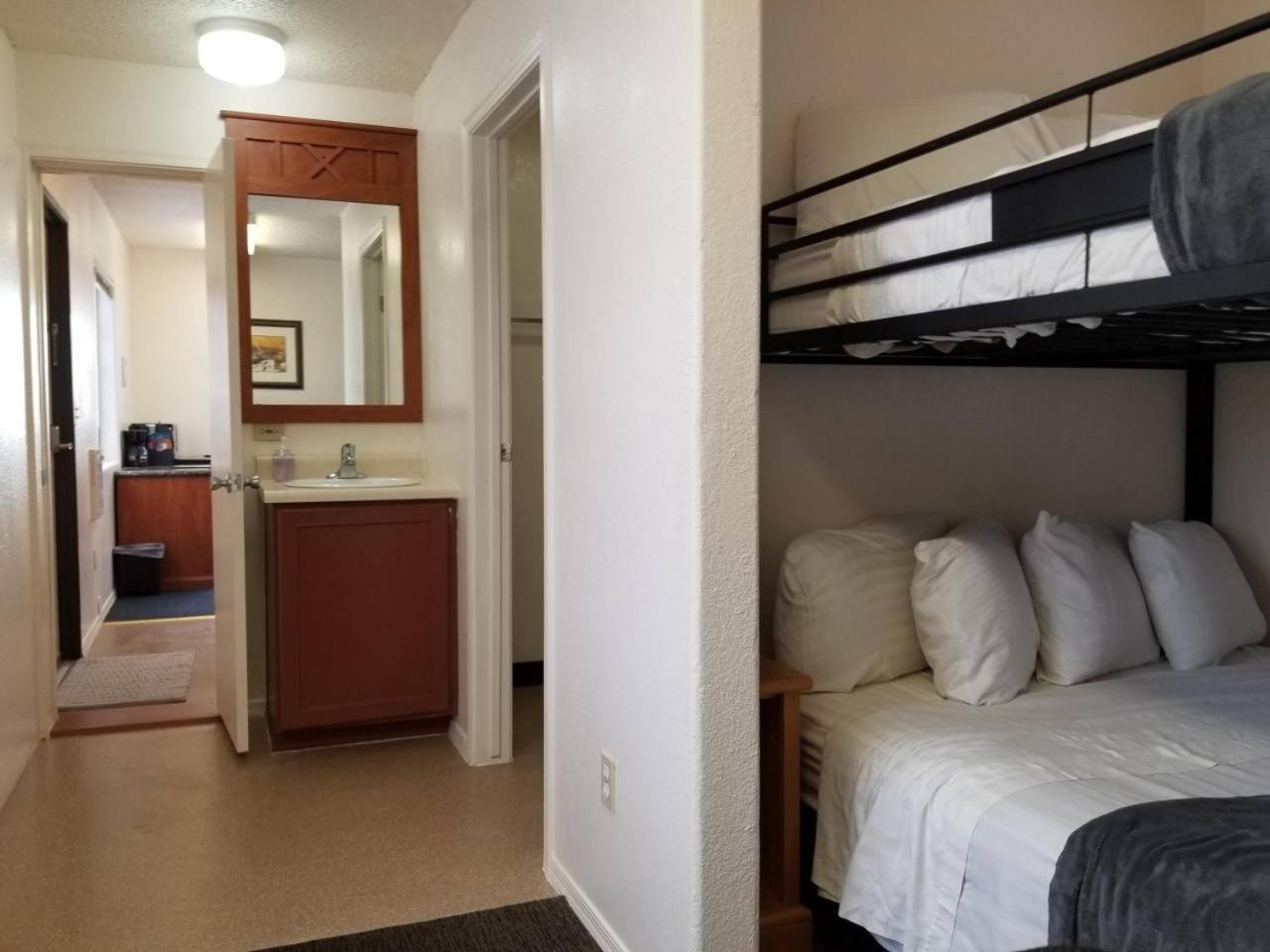 발리 083A Affordable Getaway Near South Rim Sleeps 6 빌라 외부 사진
