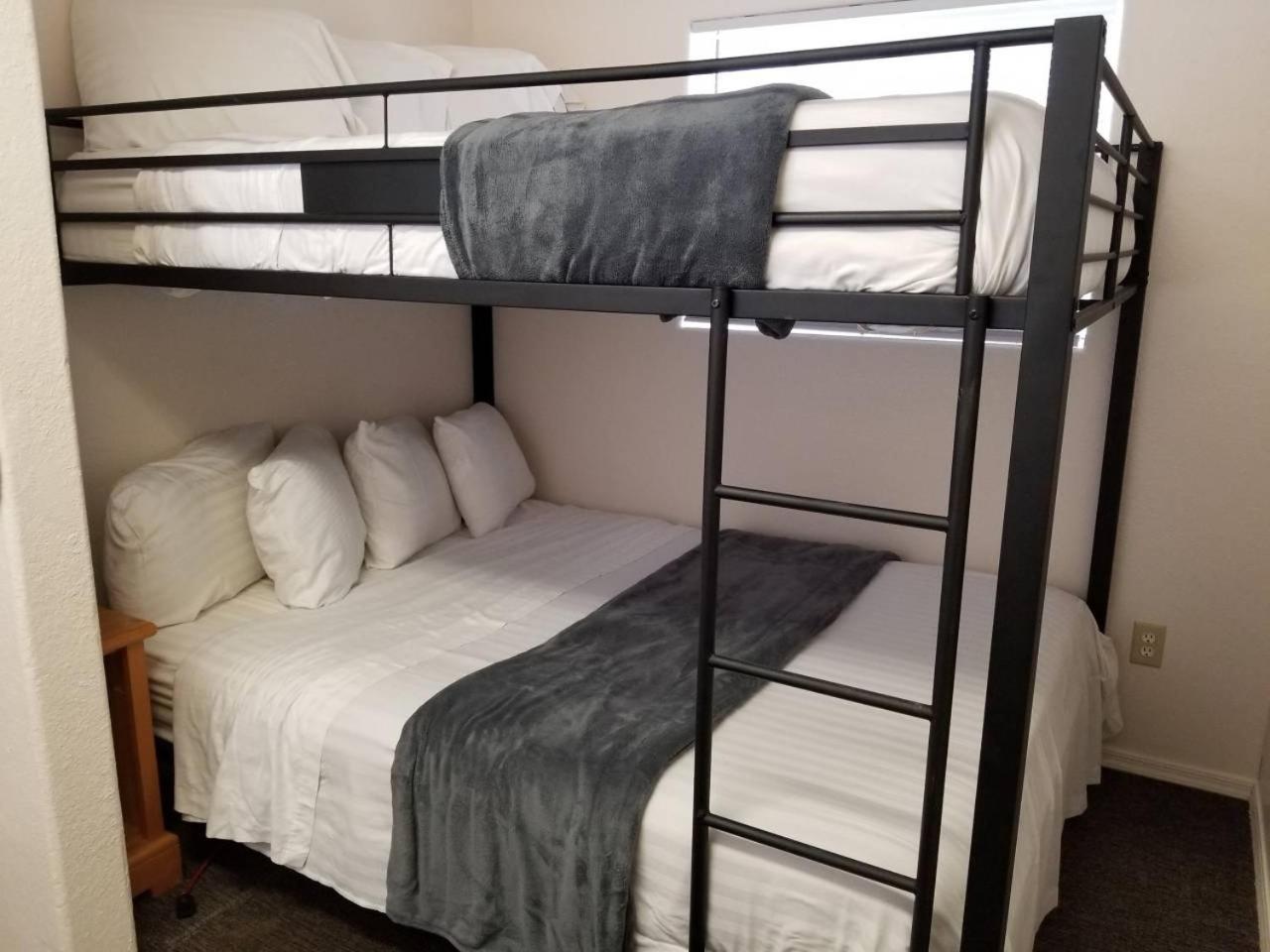 발리 083A Affordable Getaway Near South Rim Sleeps 6 빌라 외부 사진