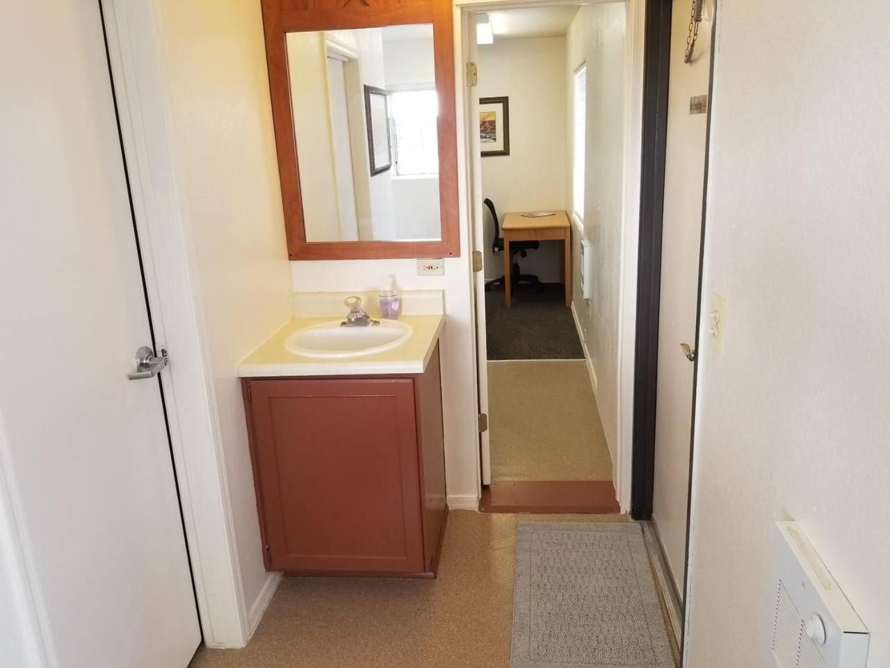 발리 083A Affordable Getaway Near South Rim Sleeps 6 빌라 외부 사진