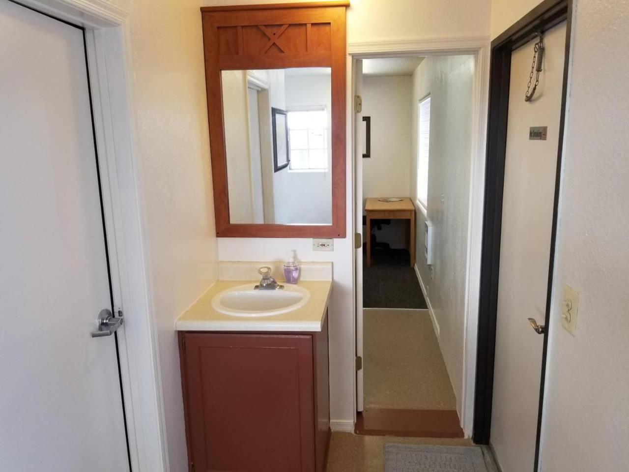 발리 083A Affordable Getaway Near South Rim Sleeps 6 빌라 외부 사진
